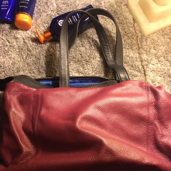 Handbag - Picture 2 of 2